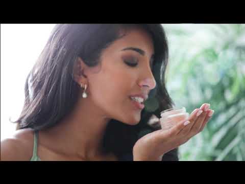 Camellia Glow Solid Face Oil